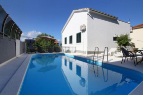 Luxury House with Pool